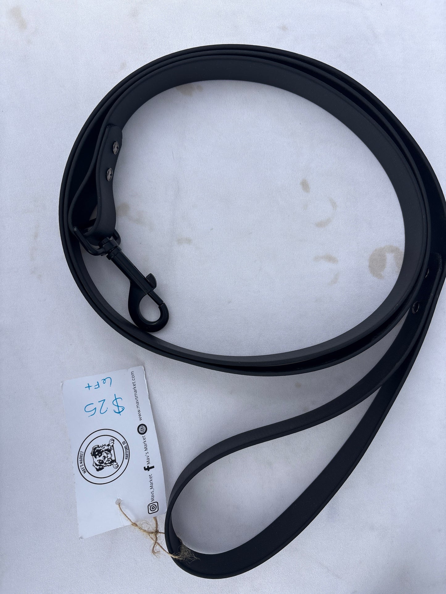 6 ft black leash