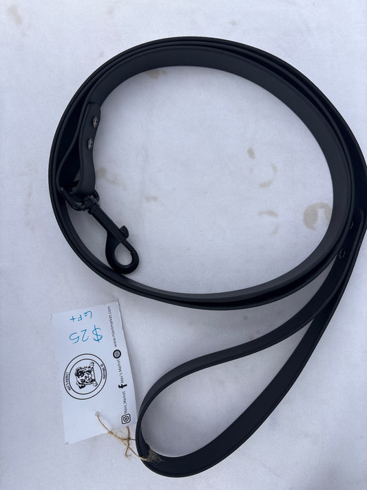 6 ft black leash